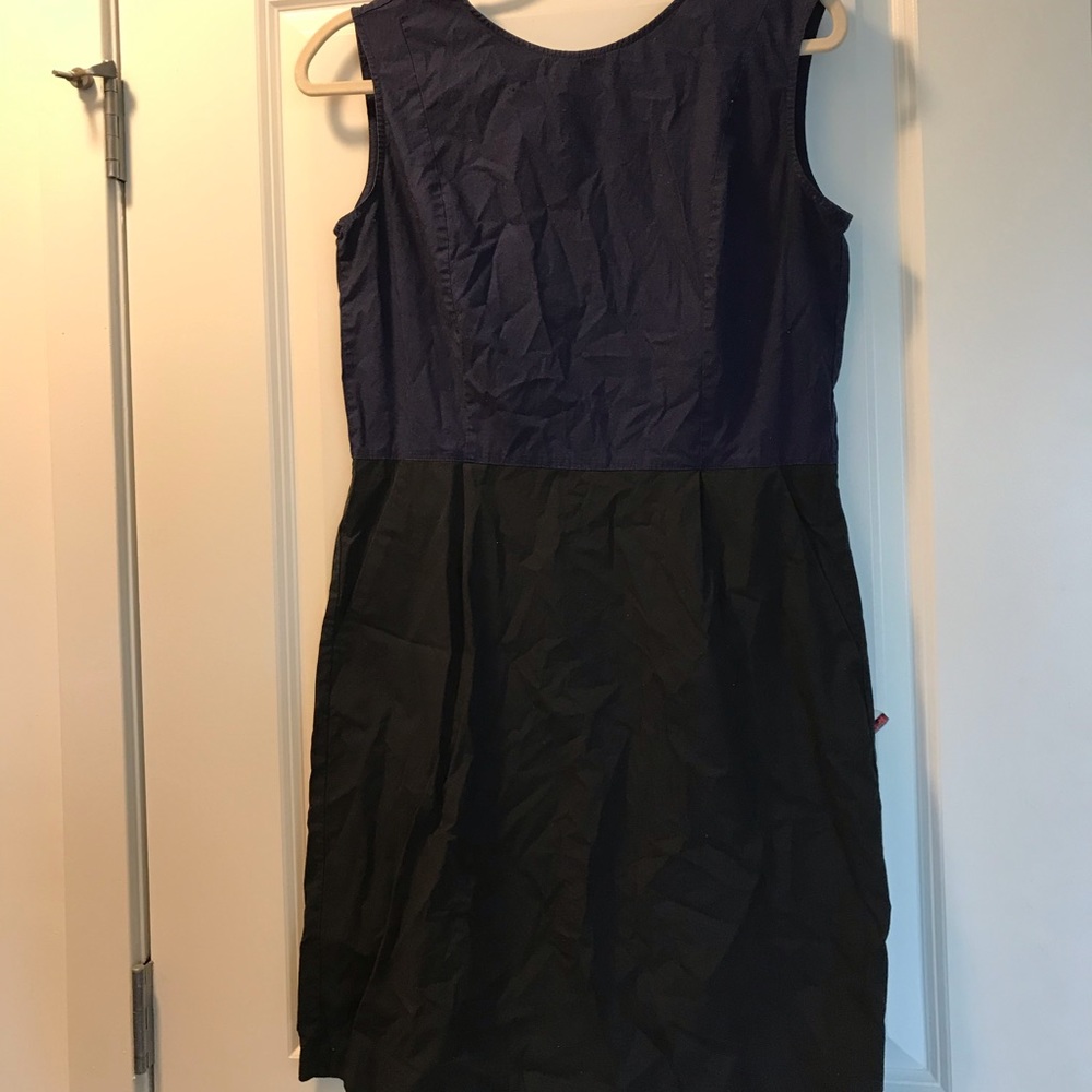 Dress with front pockets :)